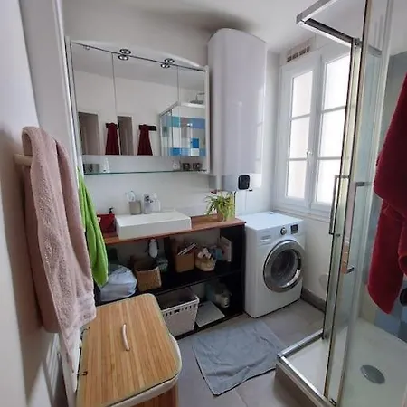 T2 Montparnasse Apartment *