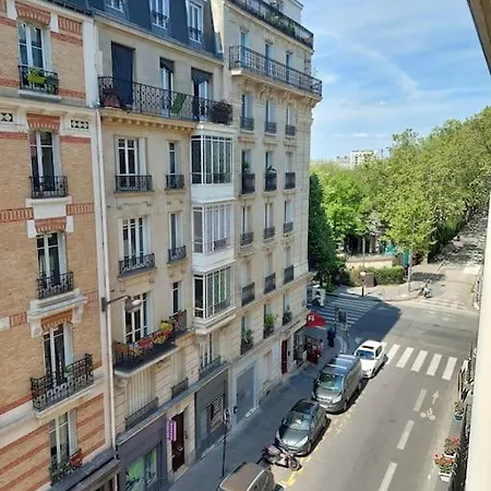 T2 Montparnasse Apartment Paris